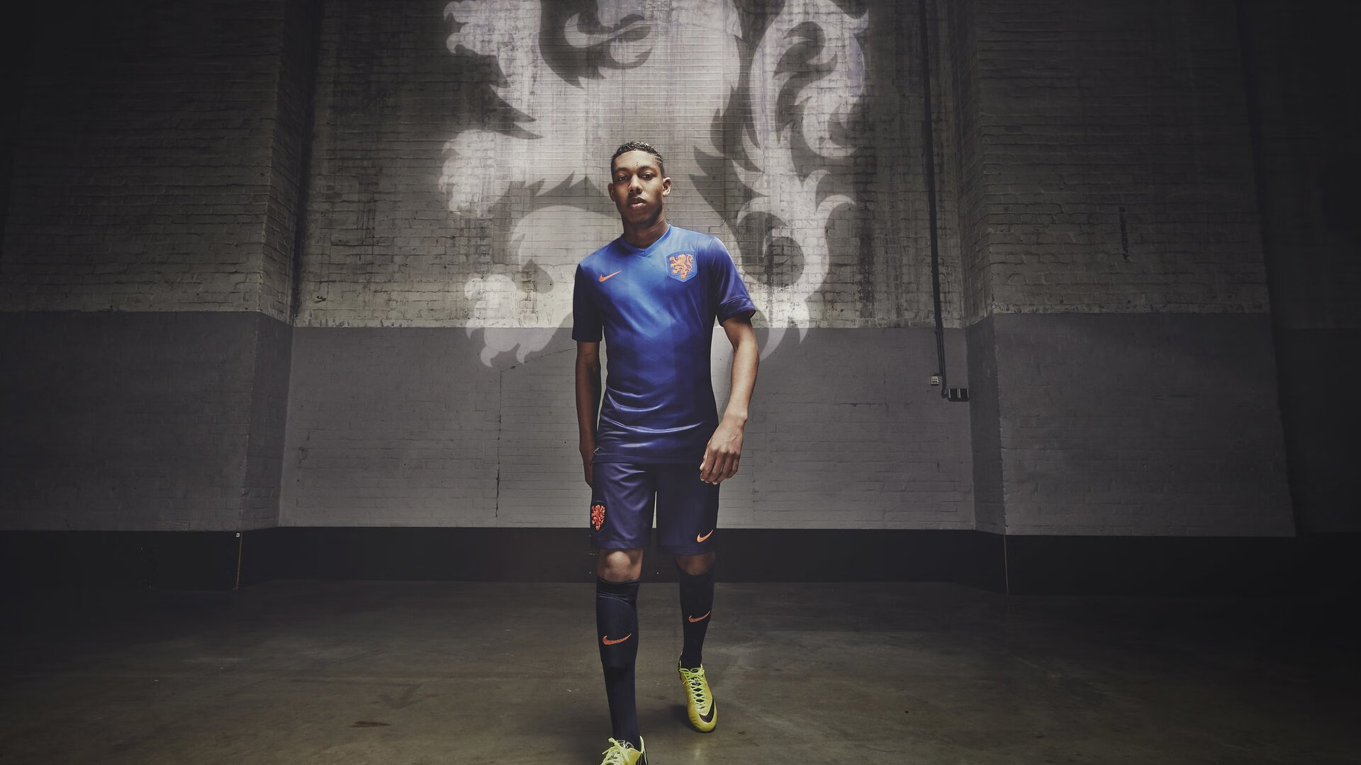 _童趣攀岩体验馆：激发孩童运动潜能_，儿童攀岩游乐场